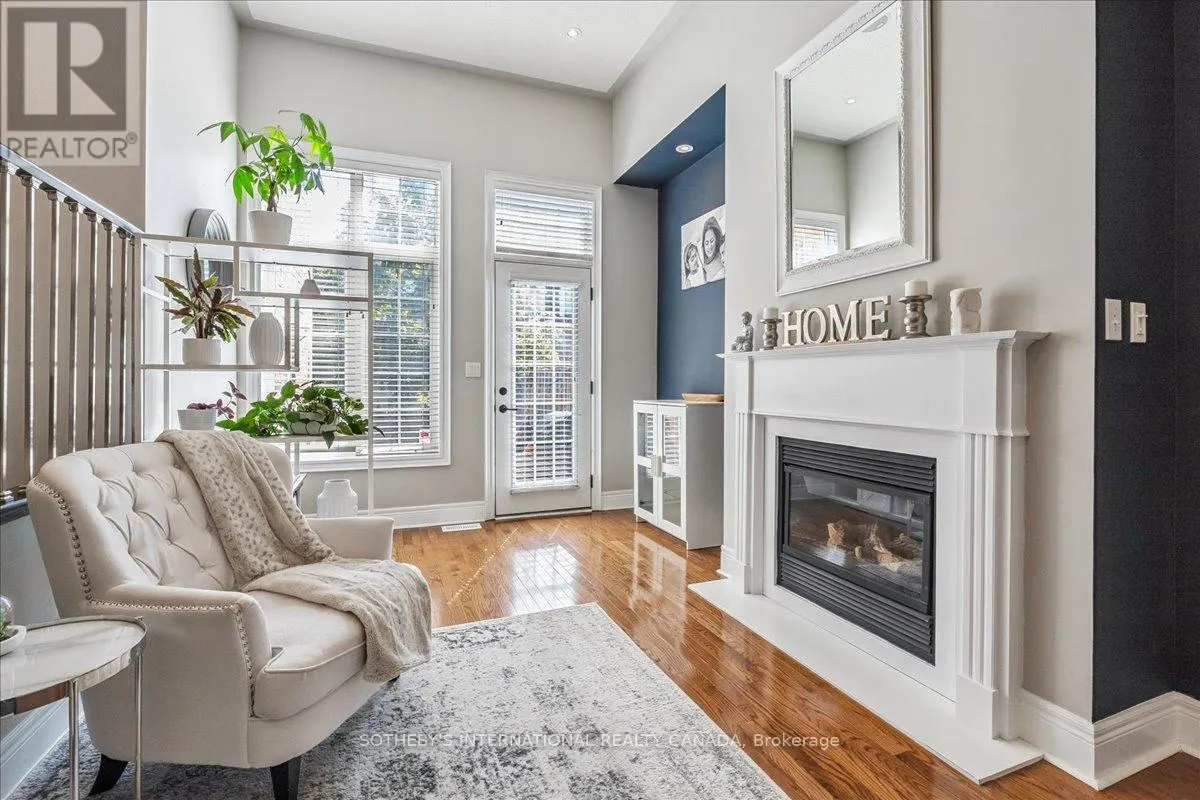3362 EGLINTON AVENUE W