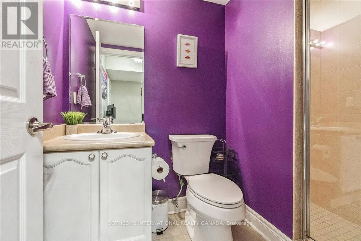 3362 EGLINTON AVENUE W