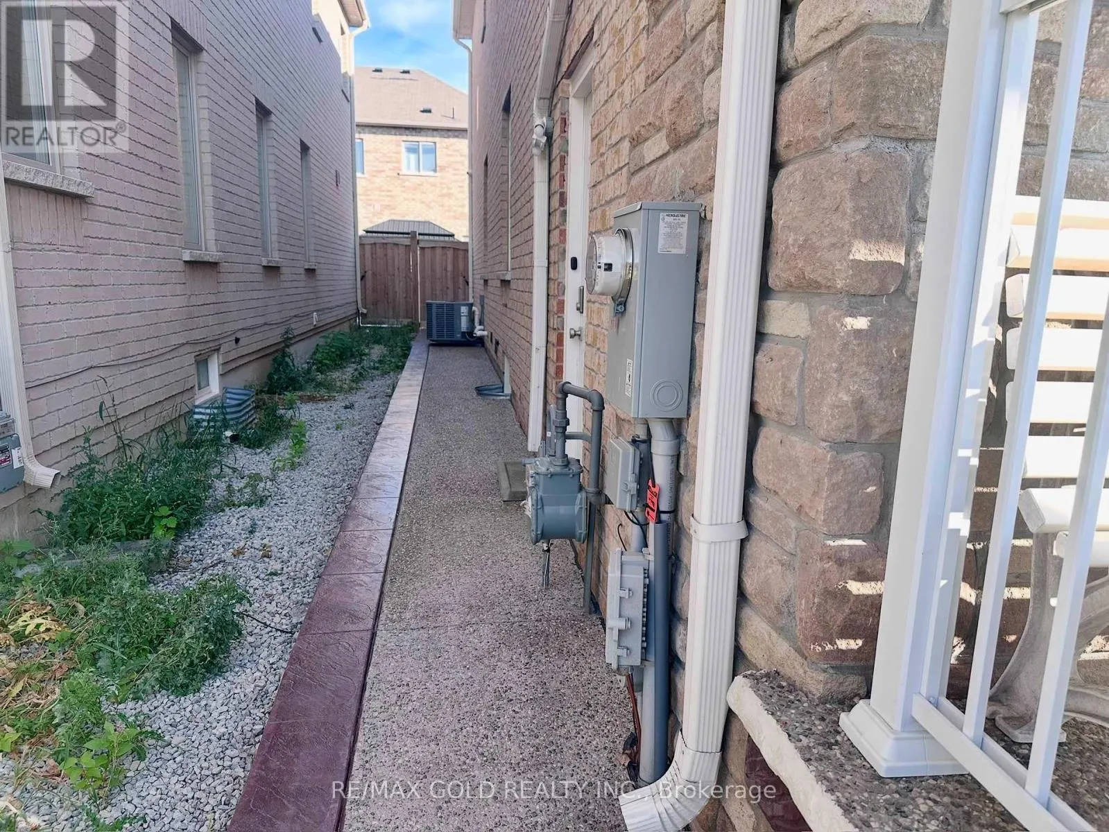 298 ETHERIDGE AVENUE