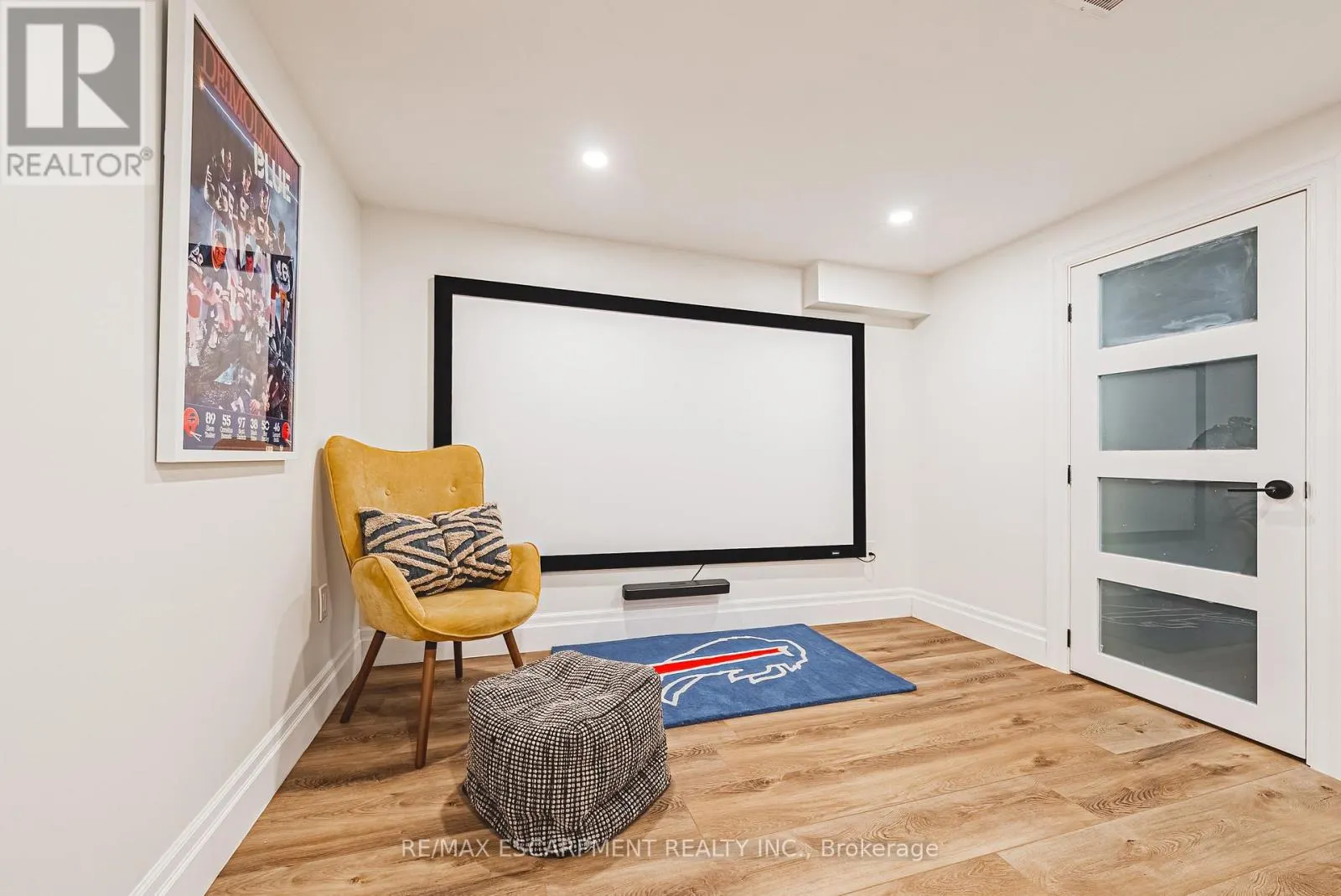 1394 IAN ROAD