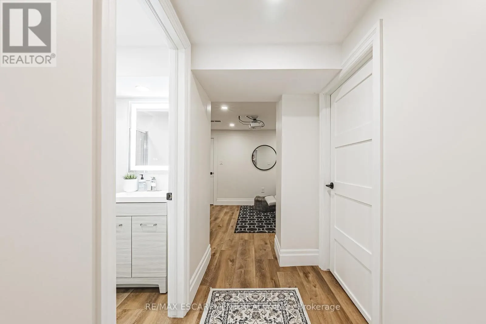 1394 IAN ROAD