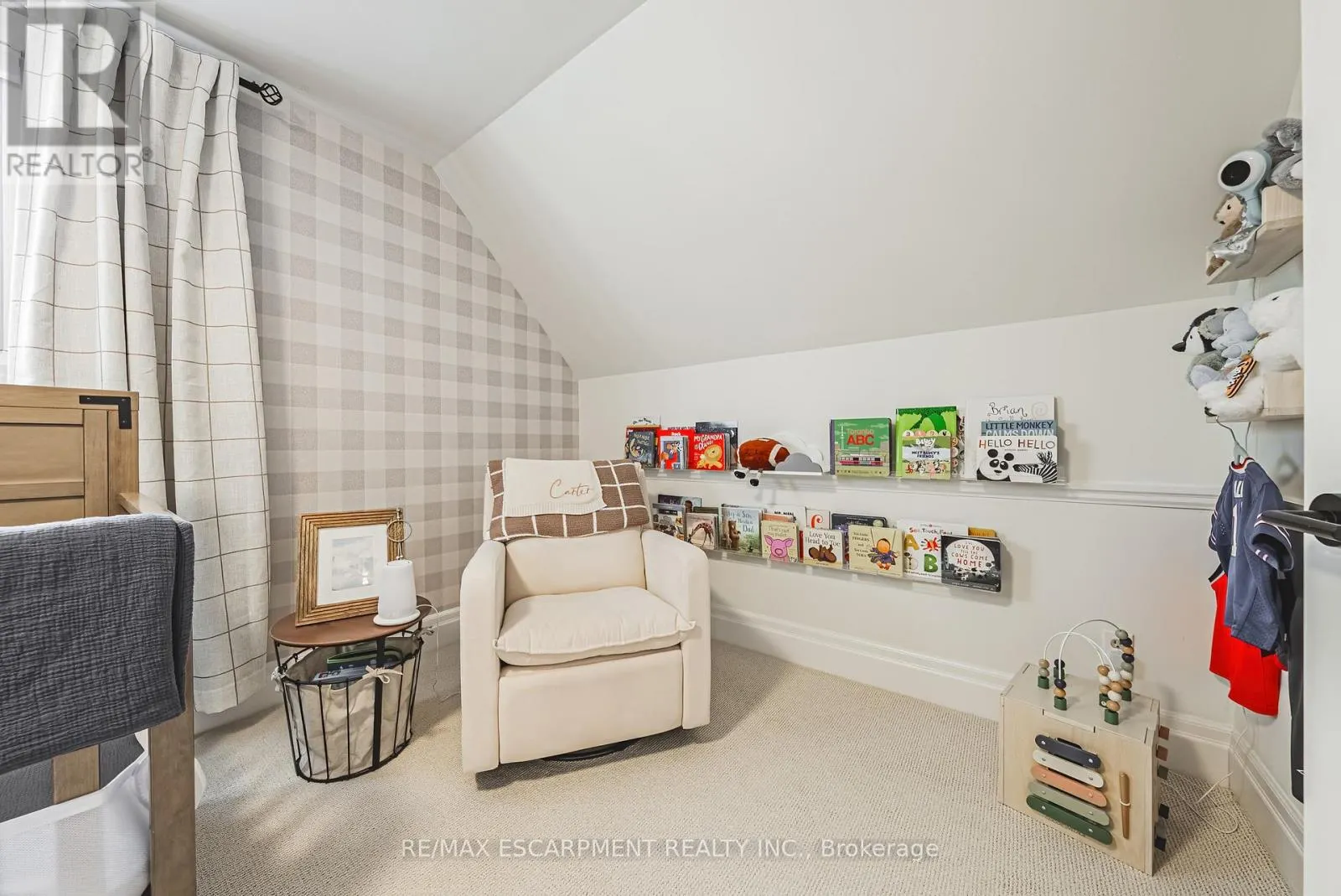 1394 IAN ROAD