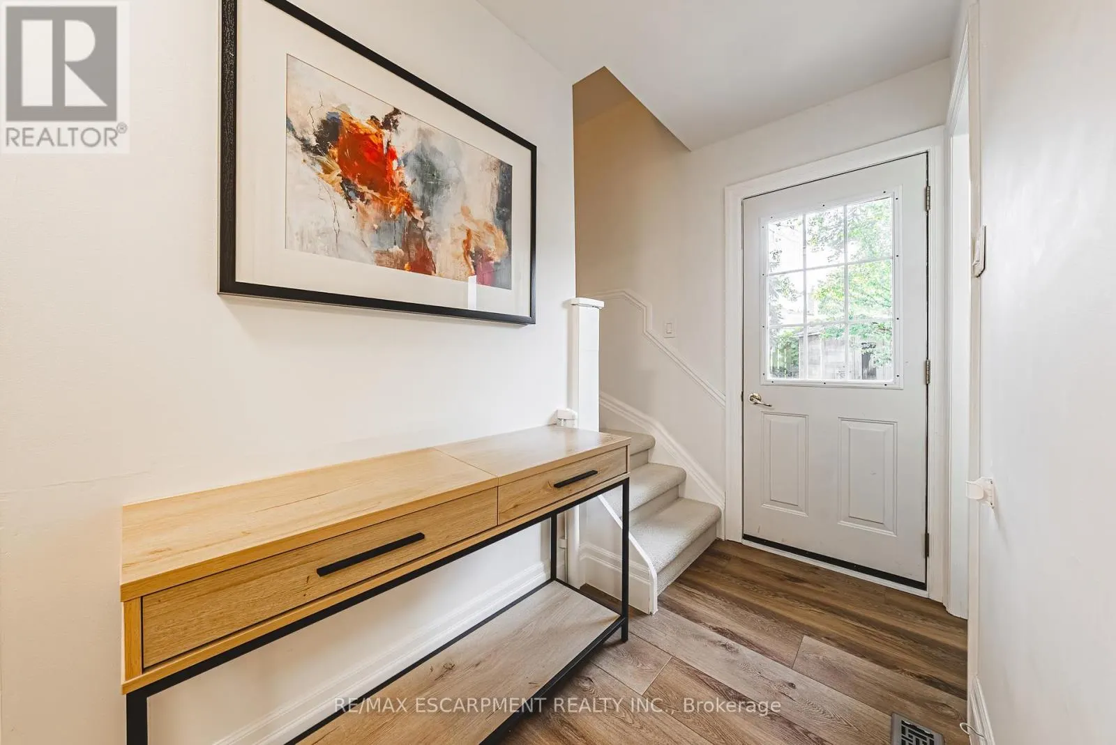 1394 IAN ROAD