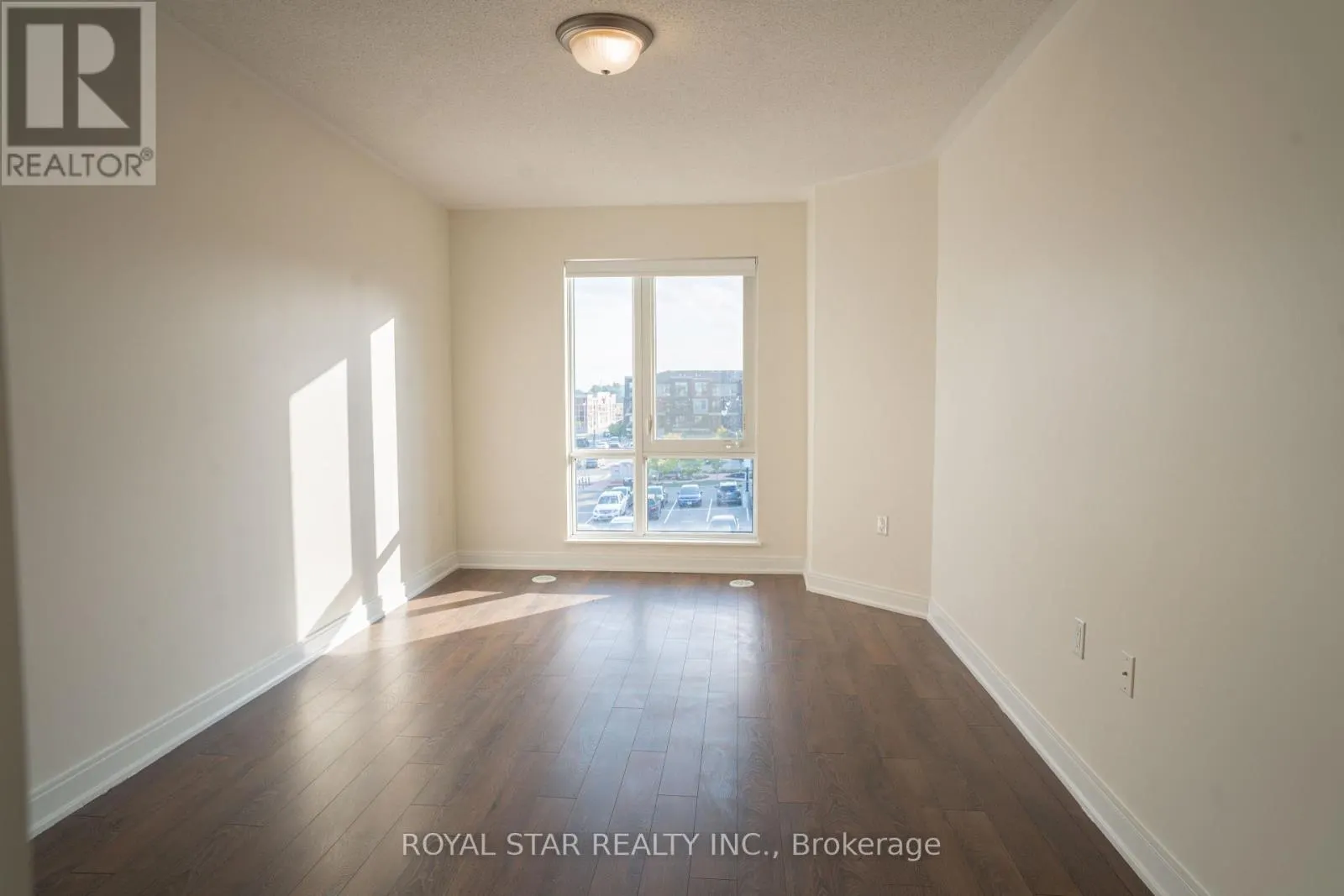 111 - 100 DUFAY ROAD