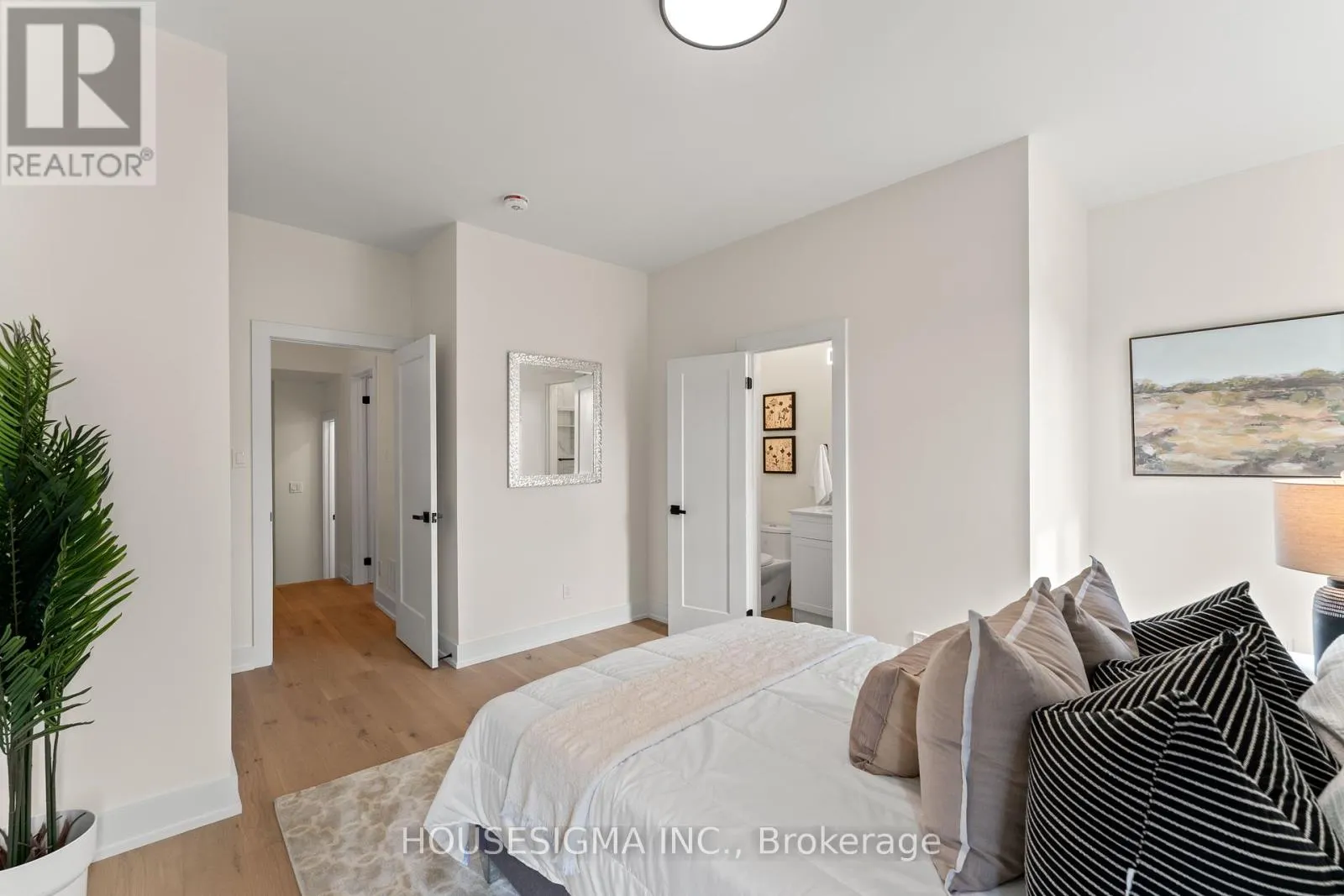 204 FRANKLIN AVENUE