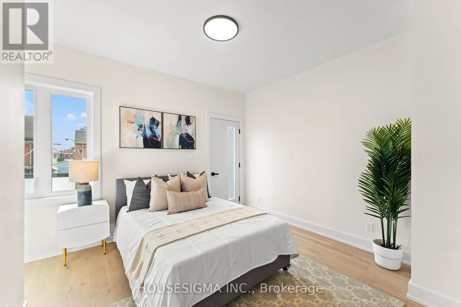 204 FRANKLIN AVENUE