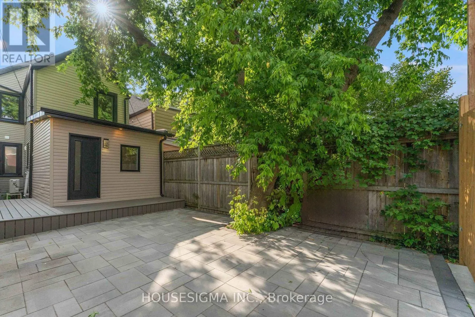 204 FRANKLIN AVENUE