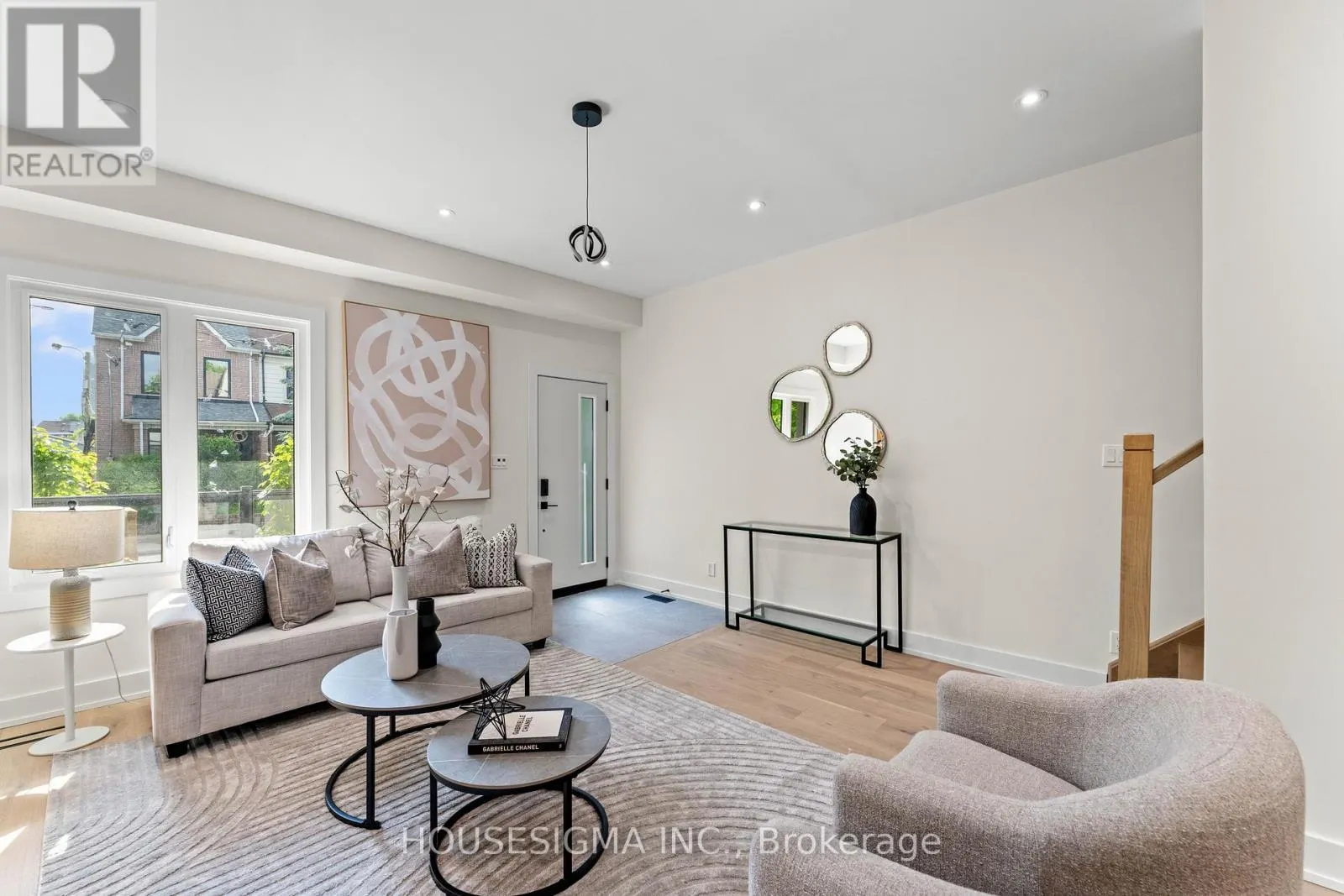 204 FRANKLIN AVENUE