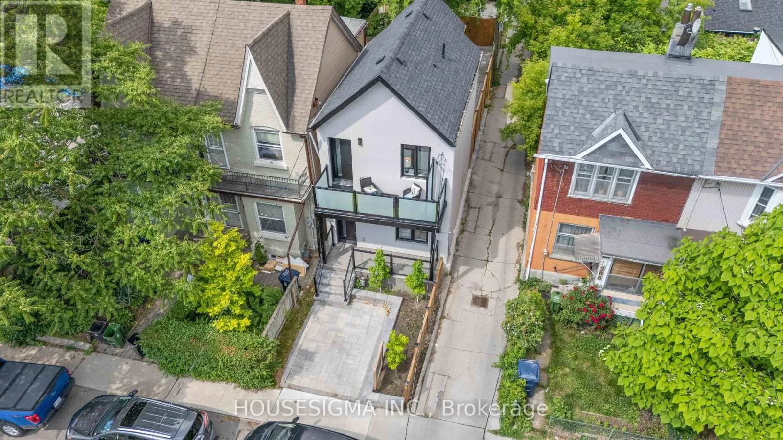 204 FRANKLIN AVENUE