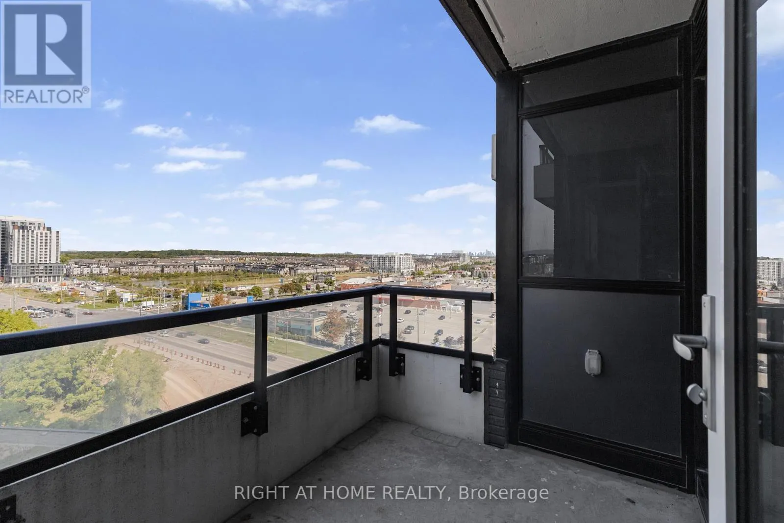 609 - 297 OAK WALK DRIVE