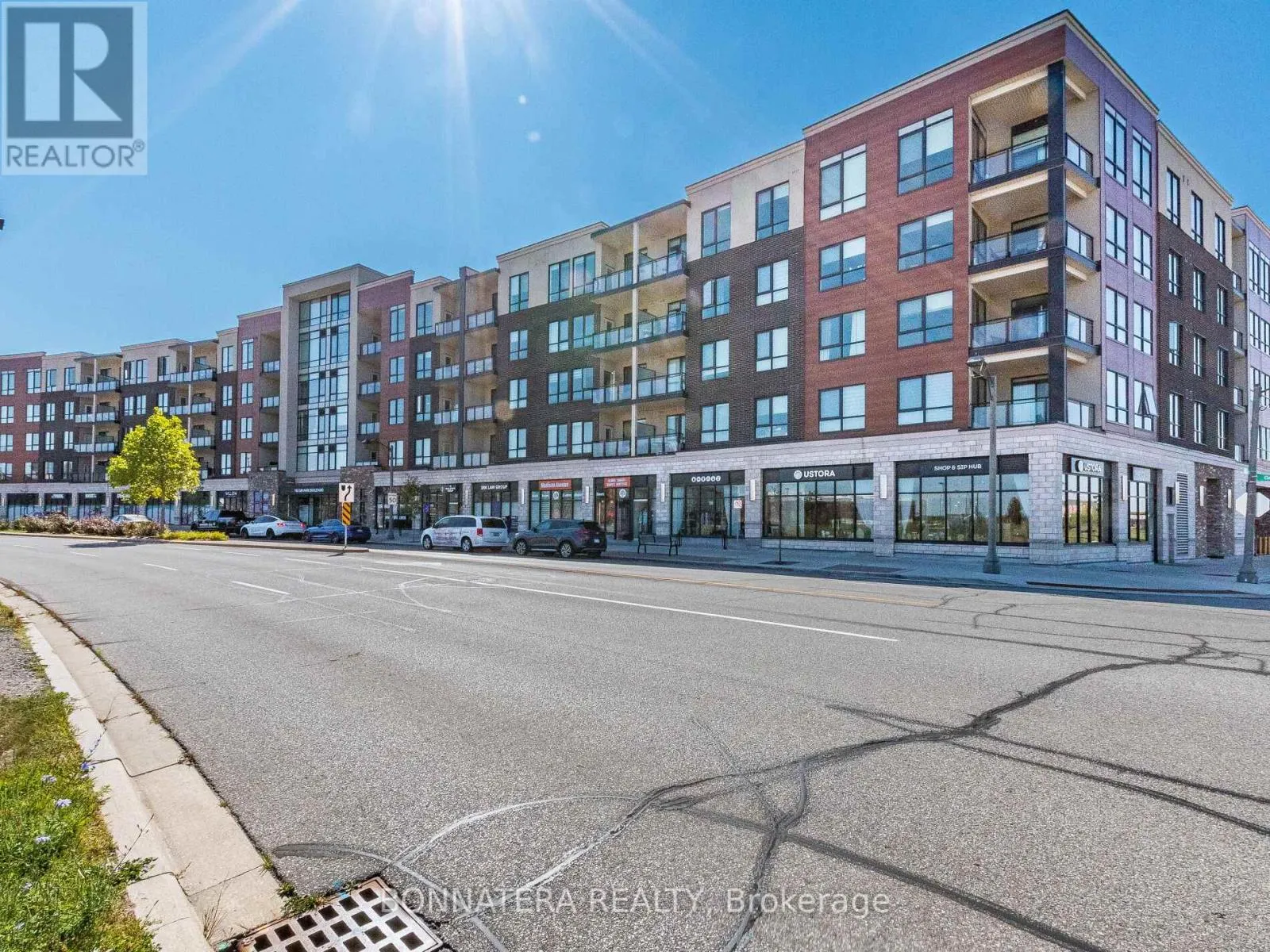 504 - 150 OAK PARK BOULEVARD