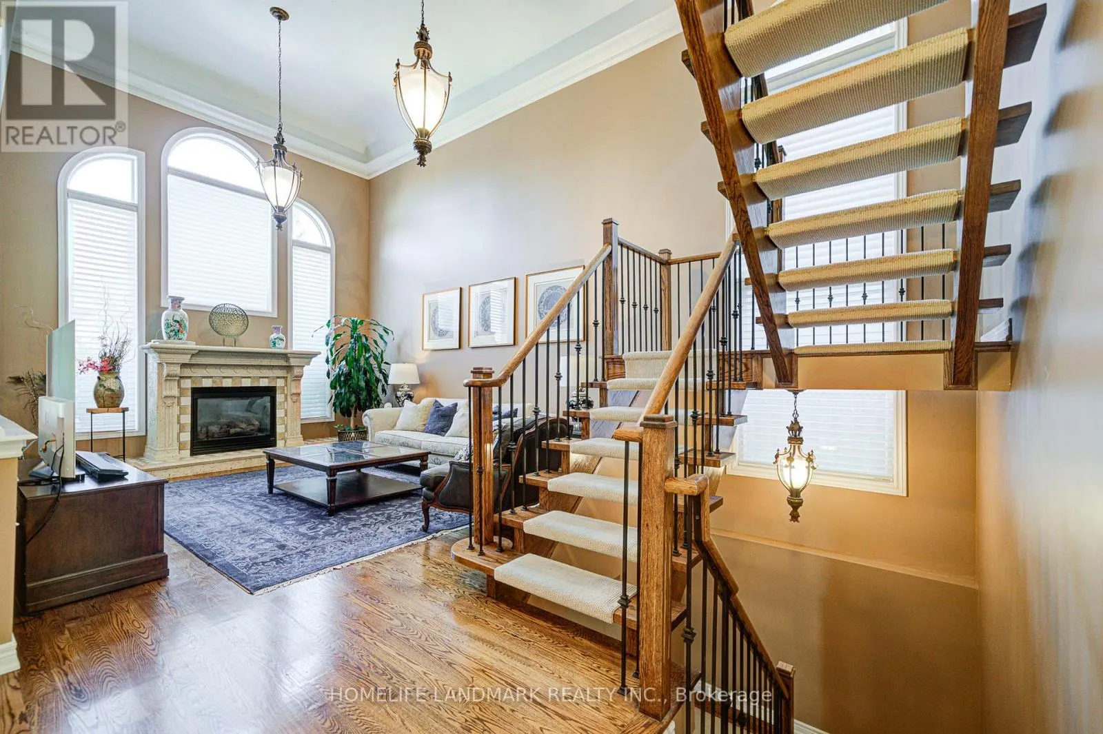 1388 PINERY CRESCENT