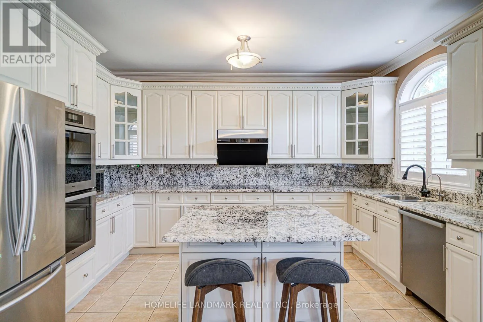 1388 PINERY CRESCENT