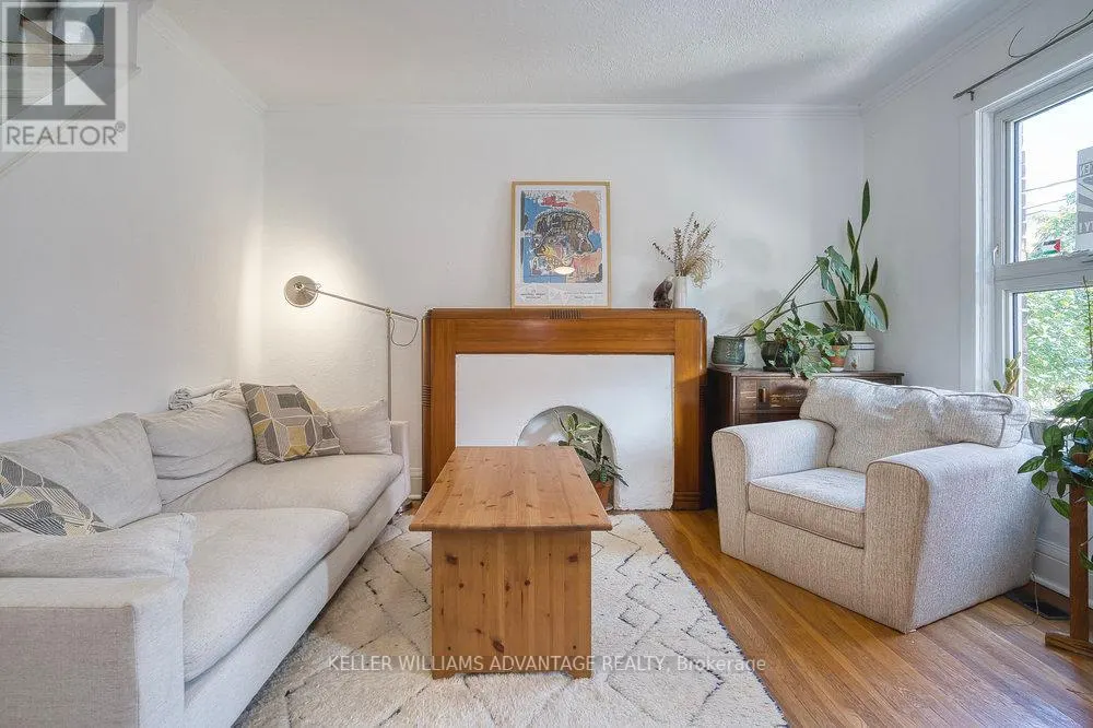 32 BARTLETT AVENUE