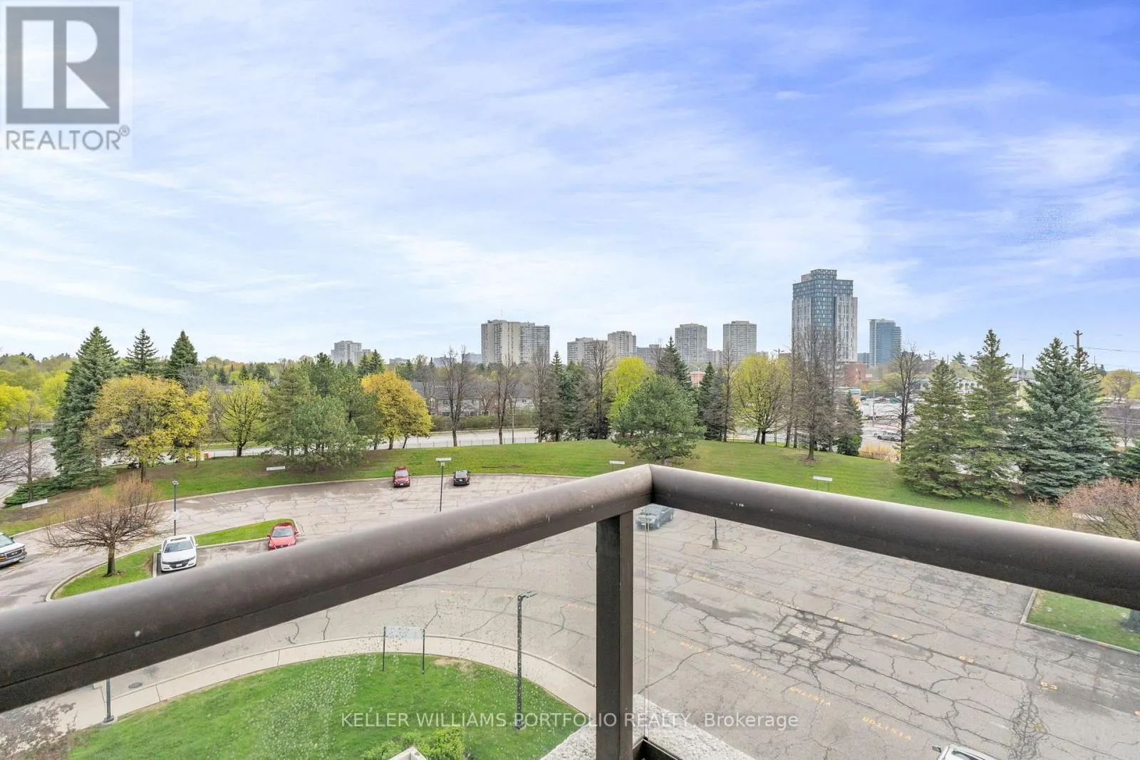 501 - 10 LAURELCREST STREET