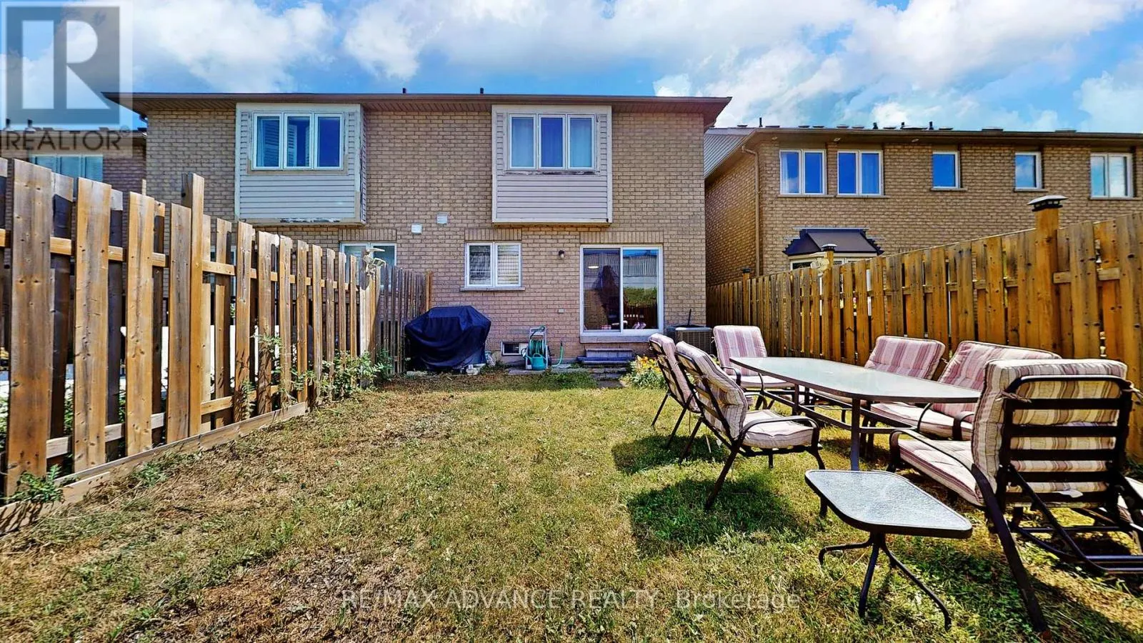 7560 BLACK WALNUT TRAIL
