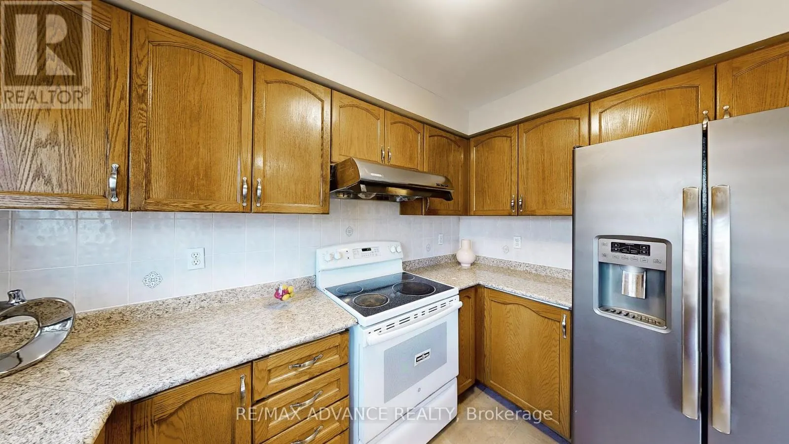 7560 BLACK WALNUT TRAIL