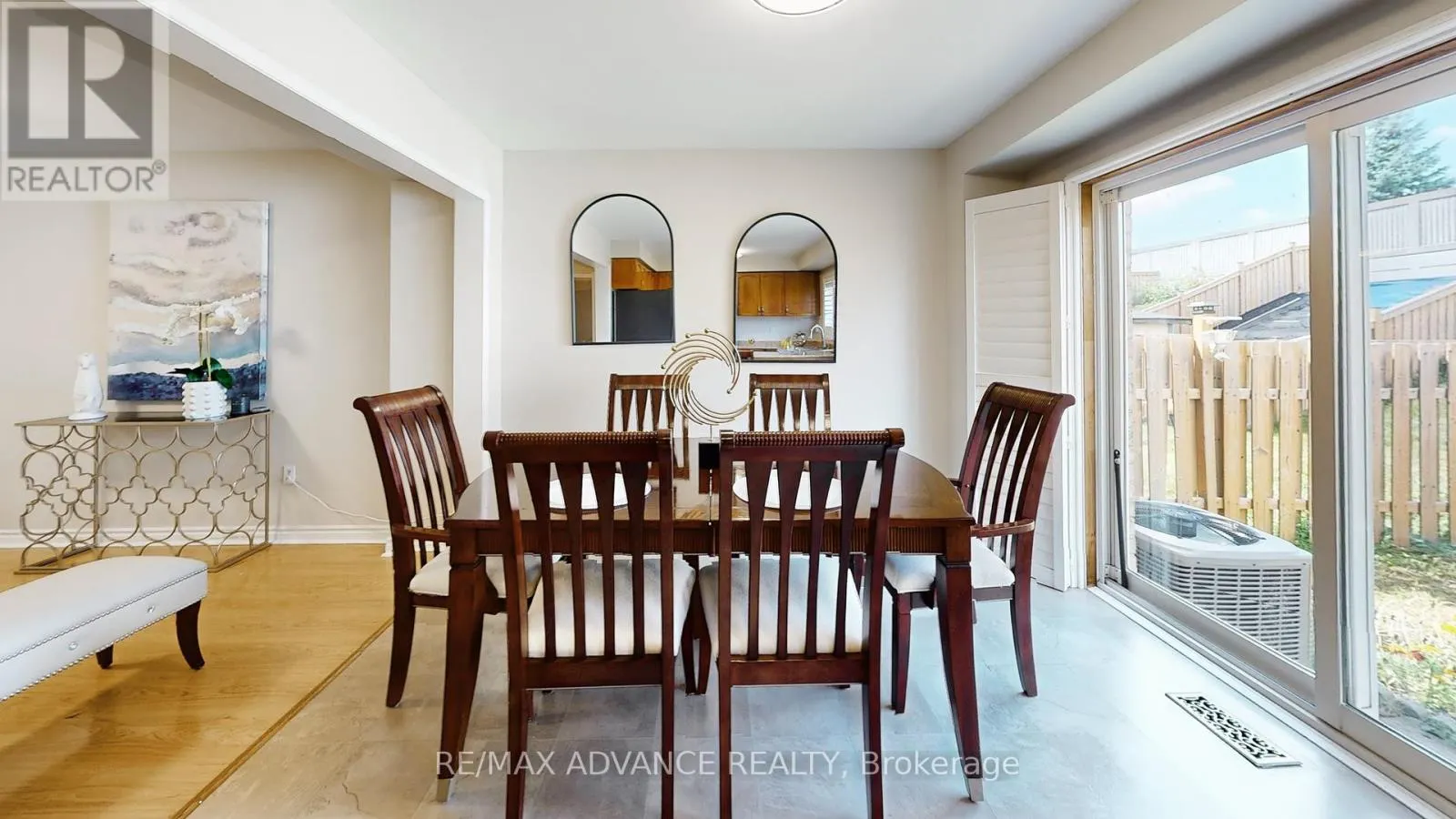 7560 BLACK WALNUT TRAIL