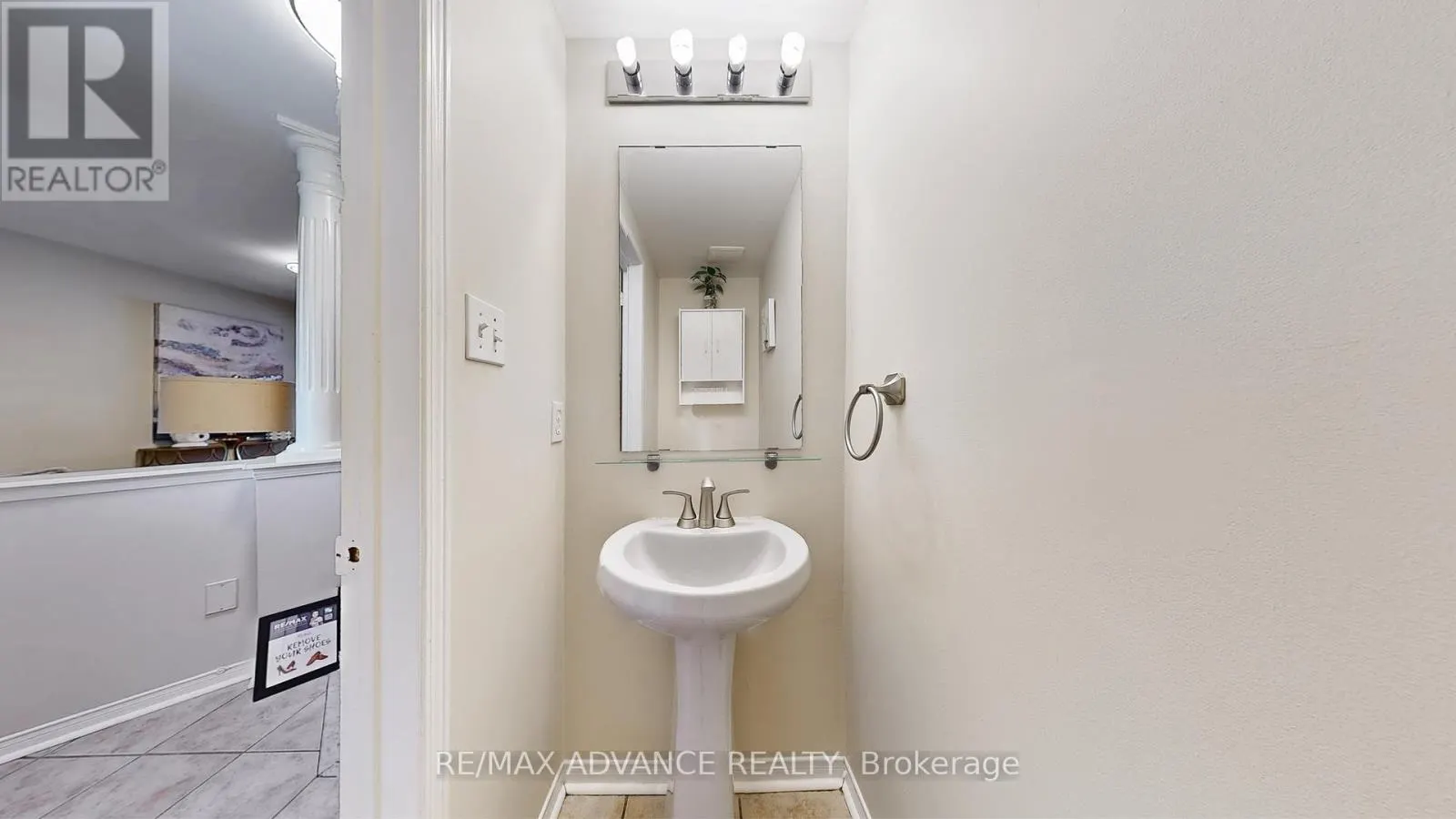 7560 BLACK WALNUT TRAIL