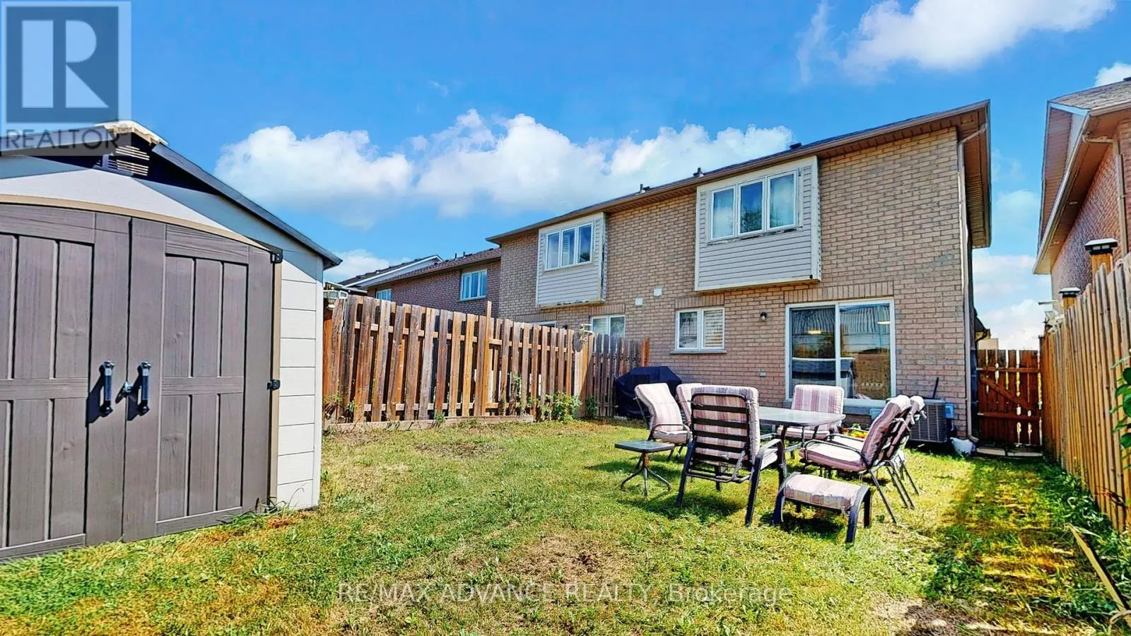 7560 BLACK WALNUT TRAIL