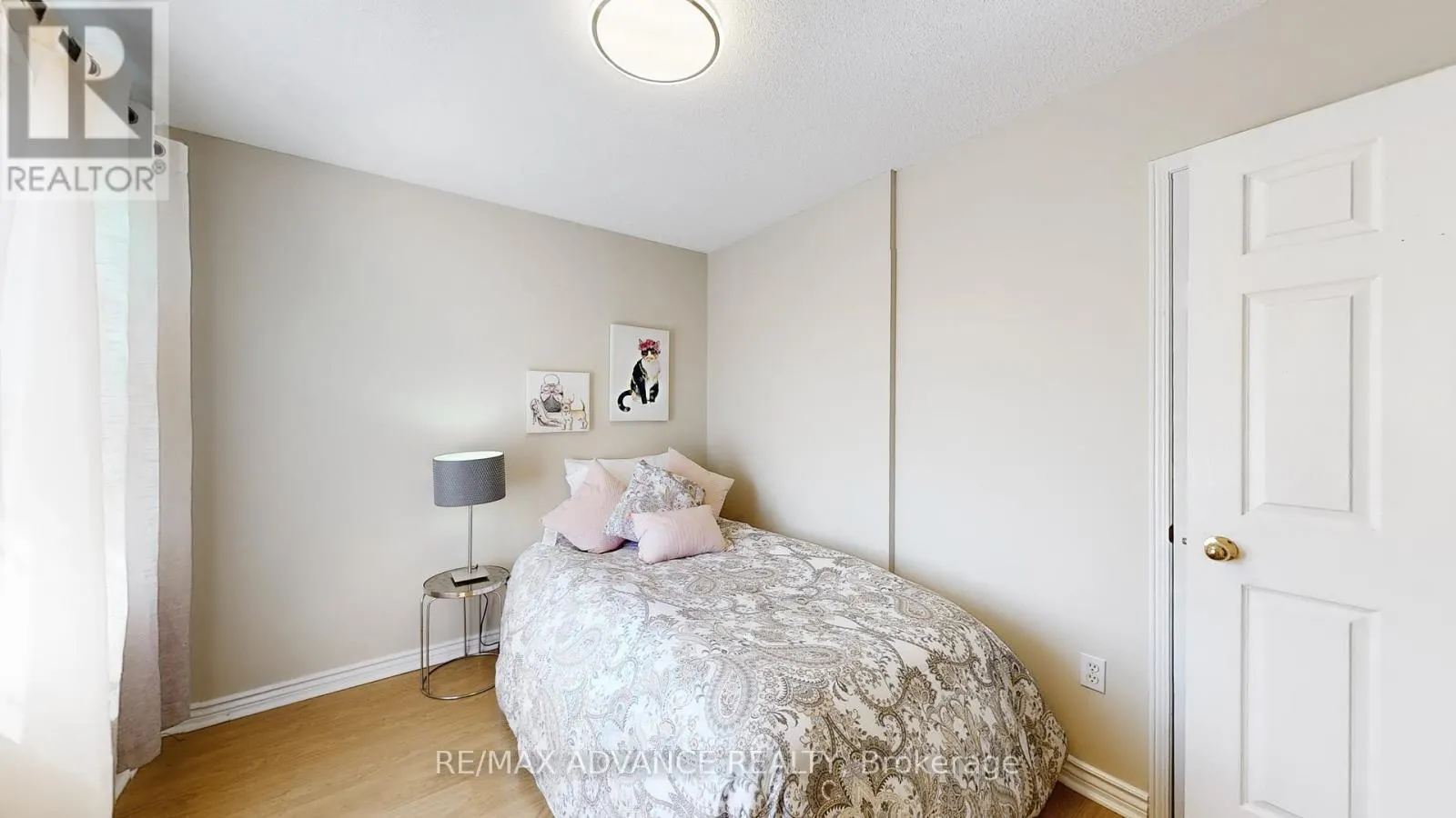 7560 BLACK WALNUT TRAIL