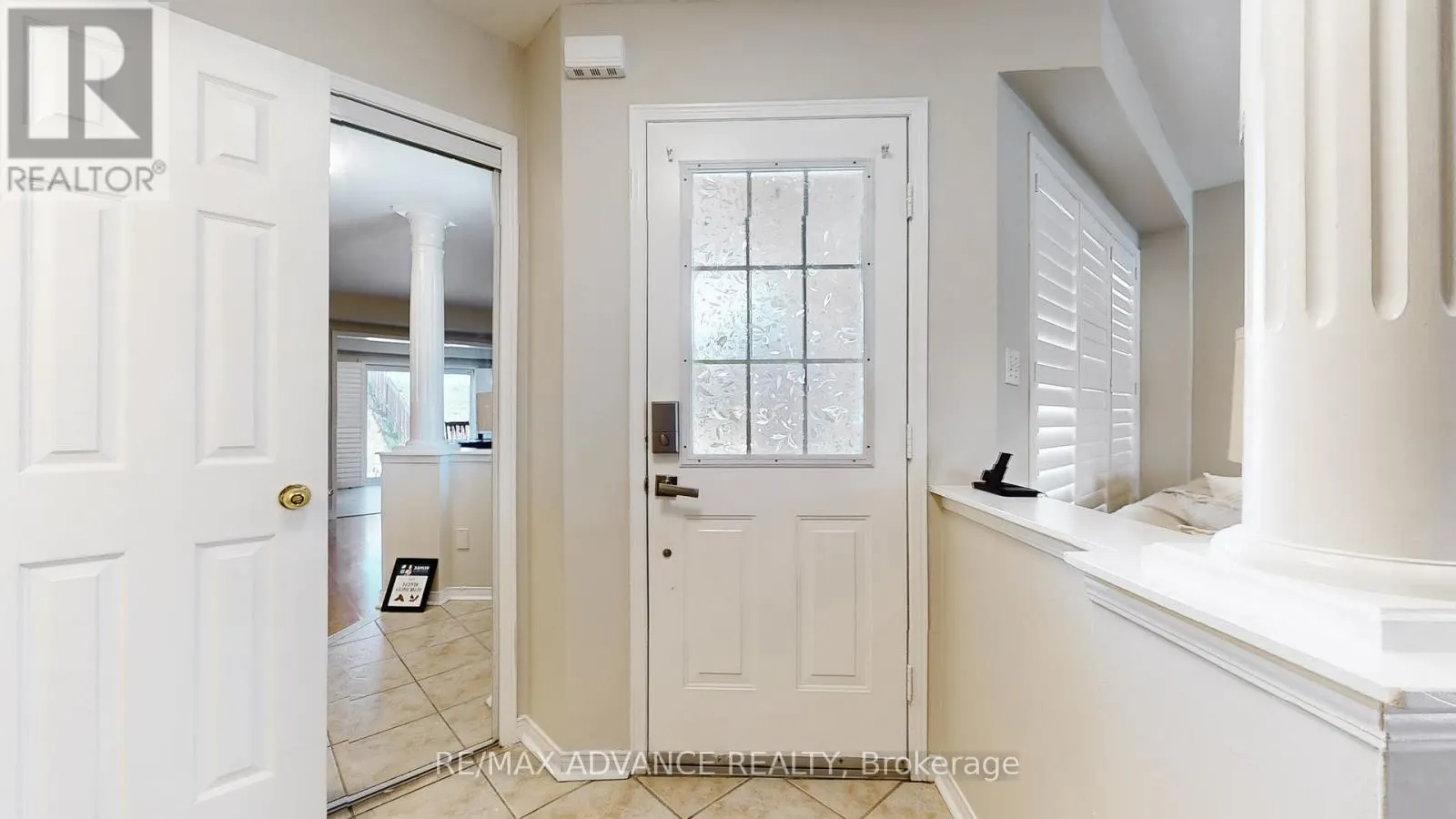 7560 BLACK WALNUT TRAIL