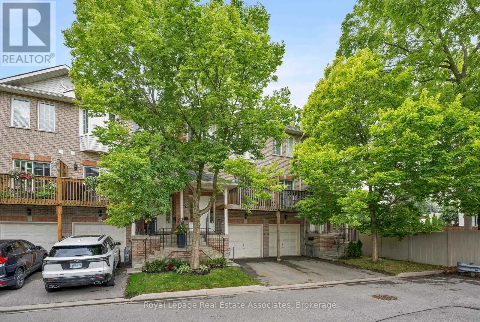 32 - 1130 CAWTHRA ROAD