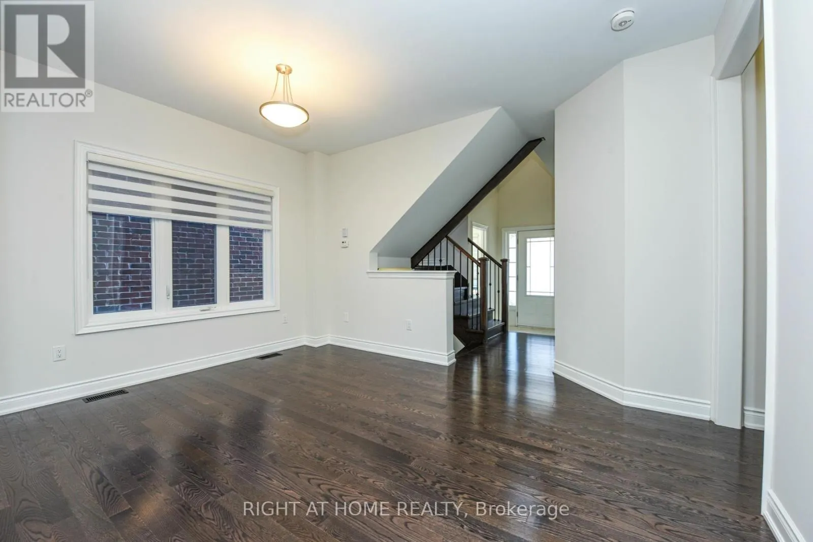 3 PRAIRIE CREEK CRESCENT