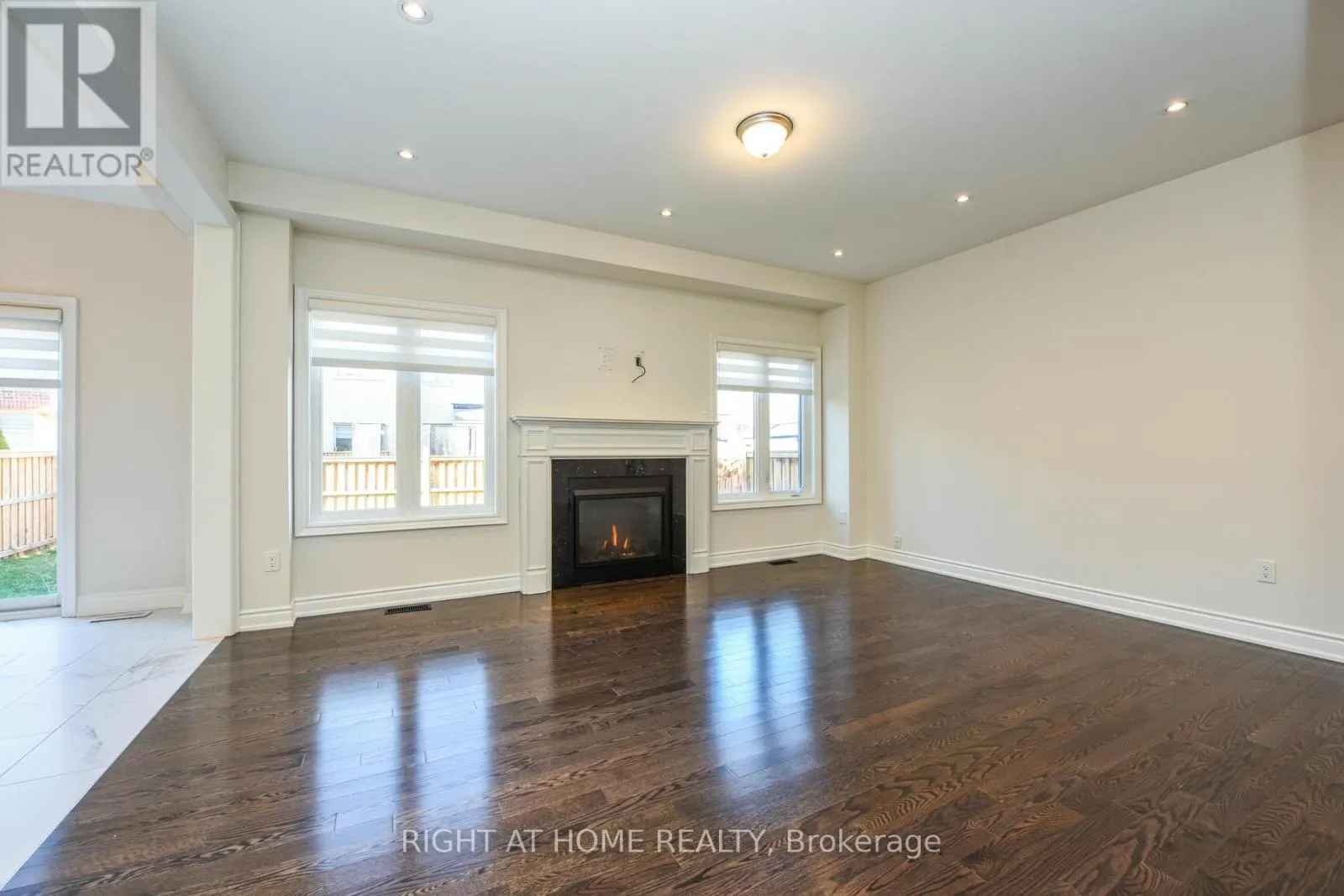 3 PRAIRIE CREEK CRESCENT