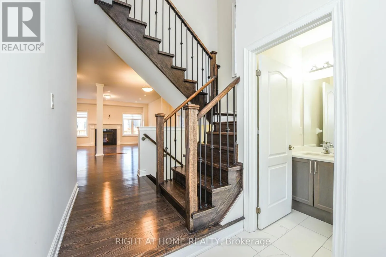 3 PRAIRIE CREEK CRESCENT