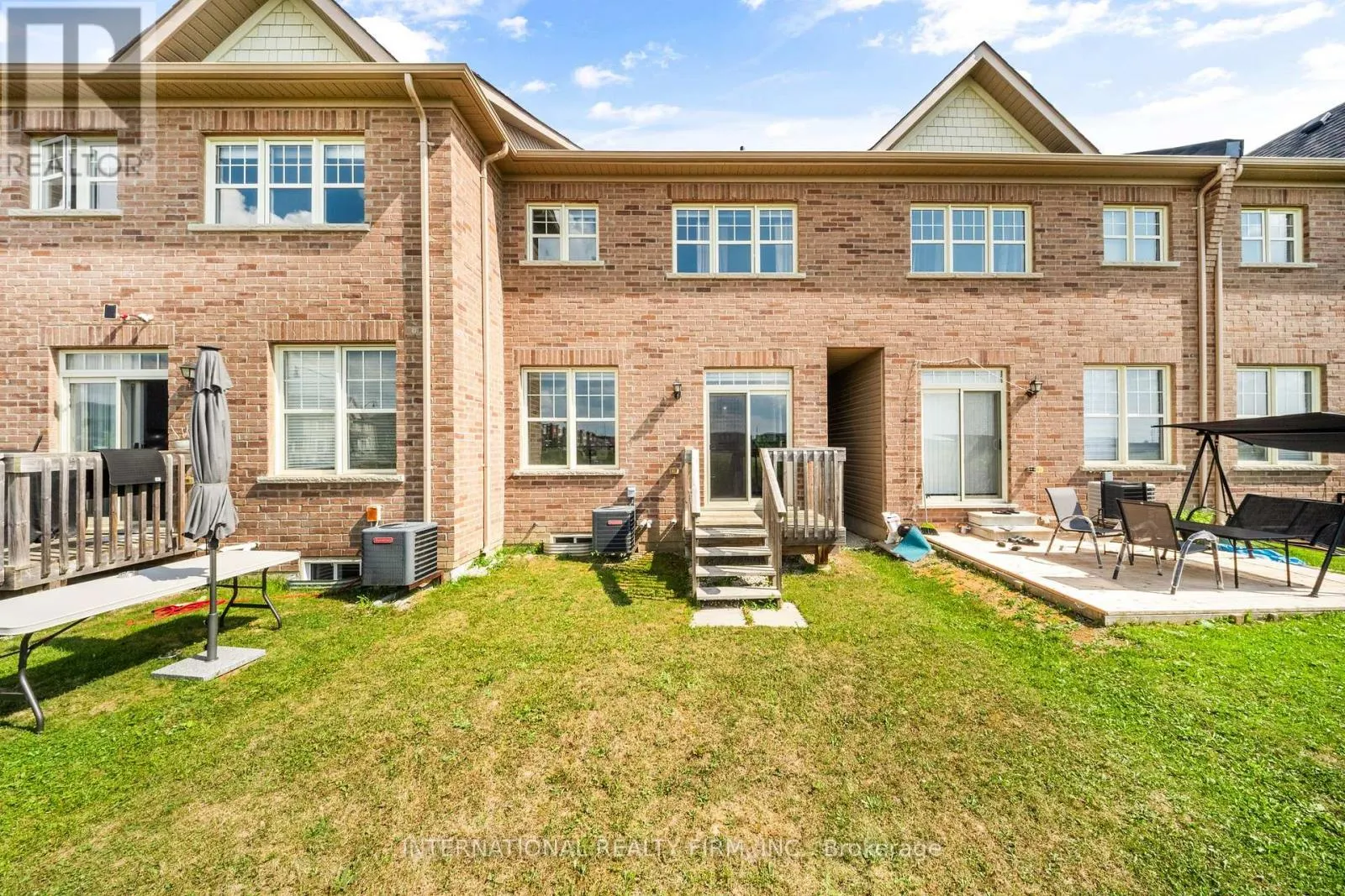 8 HOGAN MANOR DRIVE