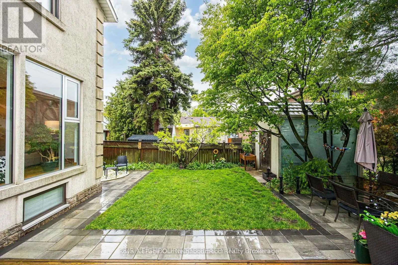 6 ENFIELD AVENUE