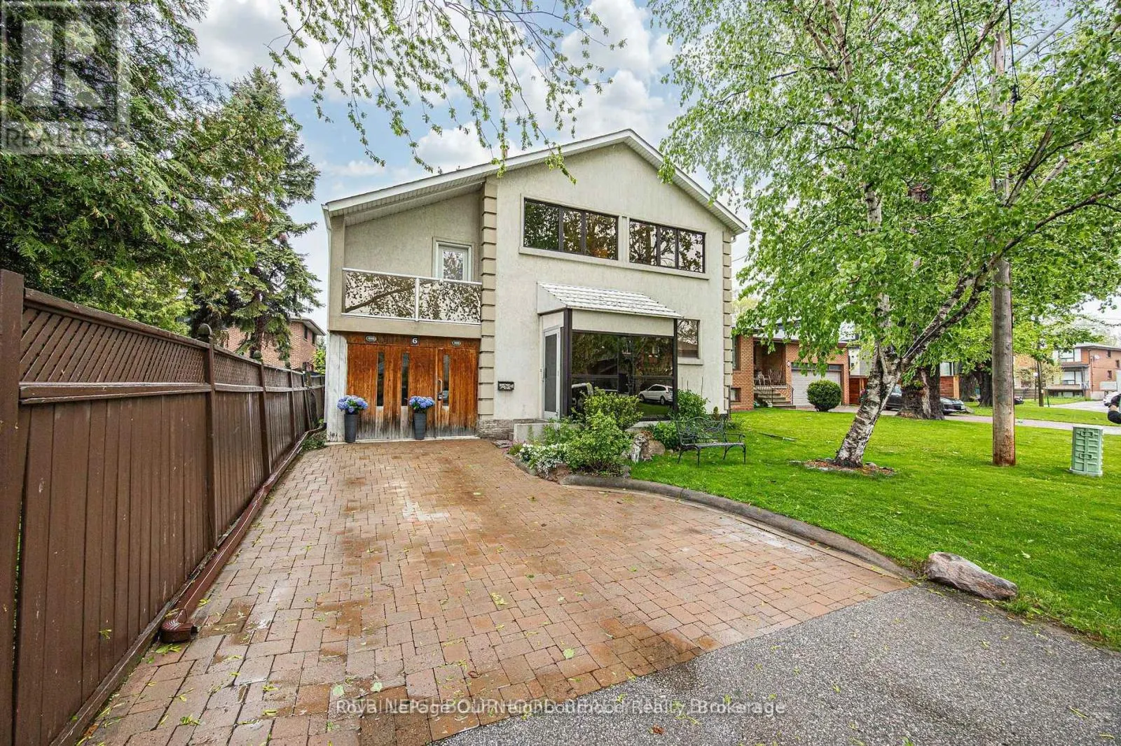6 ENFIELD AVENUE