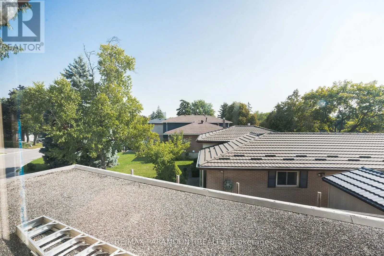 59 WATSON CRESCENT