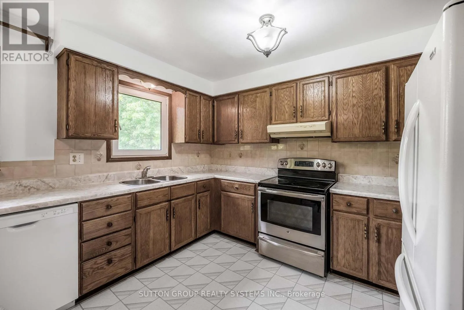 1161 CARLO COURT
