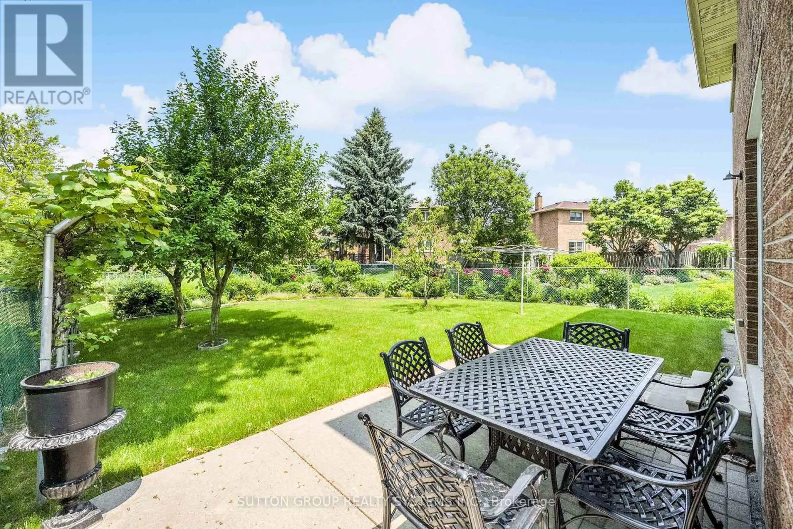 1161 CARLO COURT