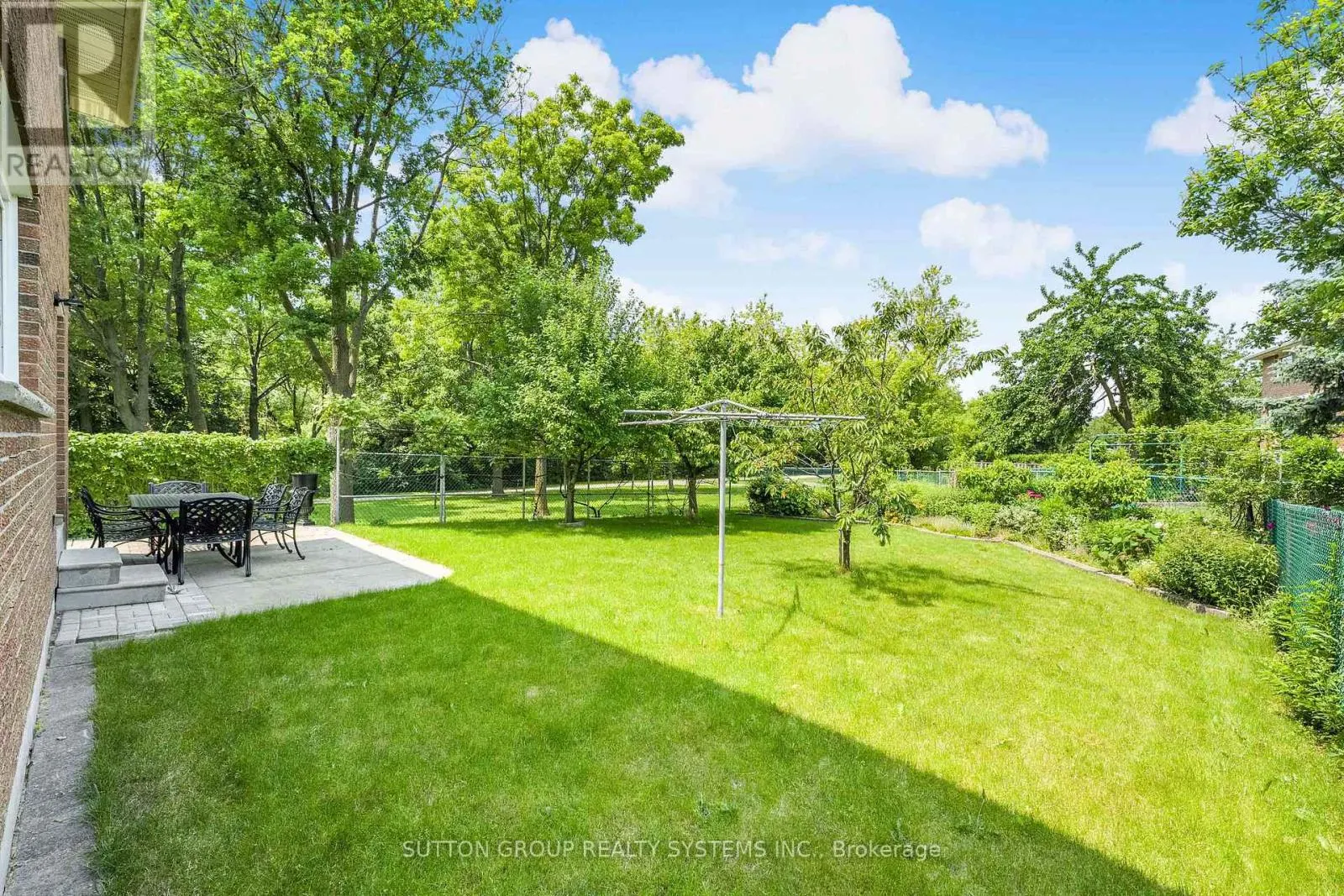 1161 CARLO COURT