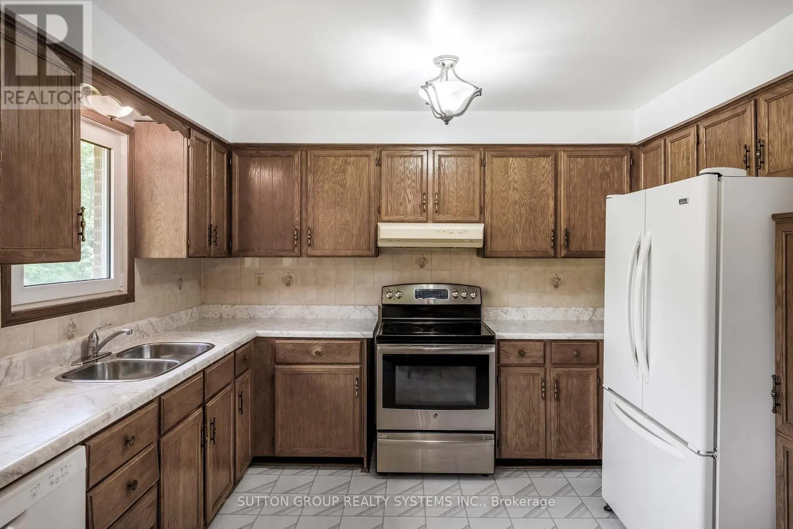 1161 CARLO COURT
