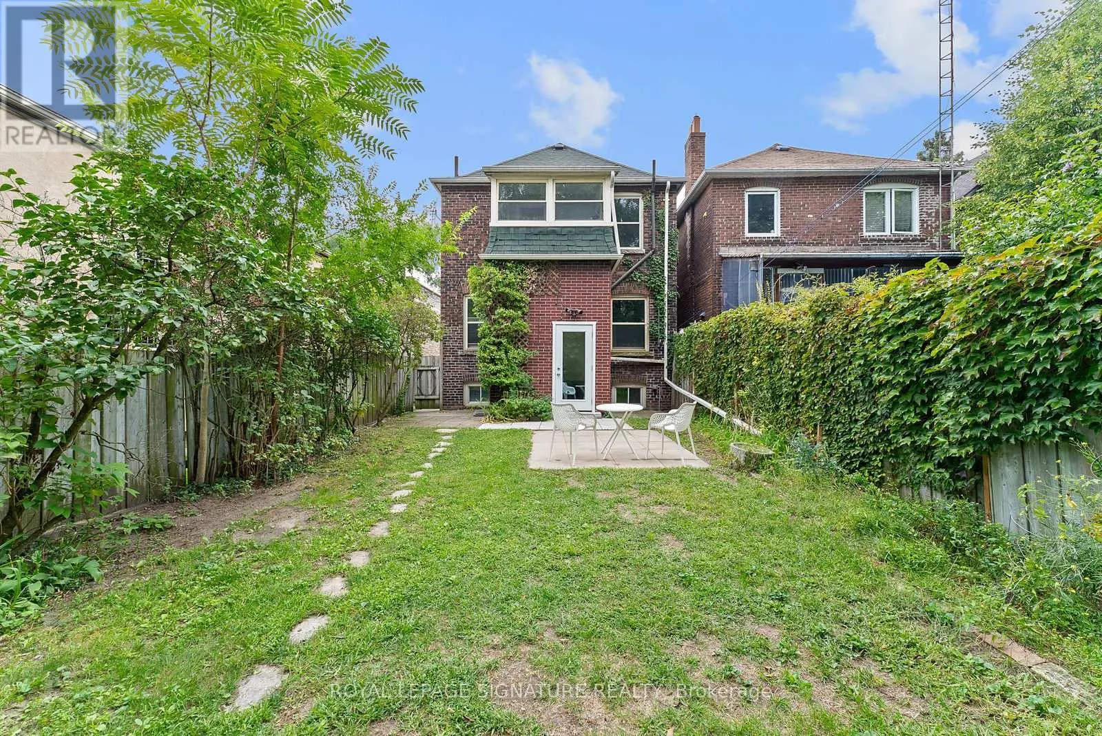 9 KENNEDY AVENUE