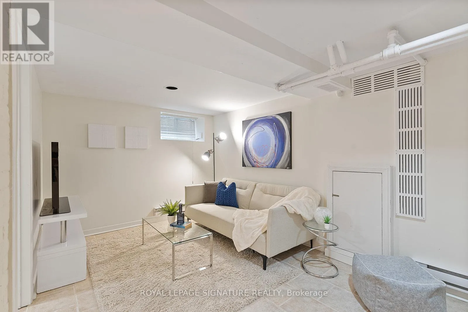 9 KENNEDY AVENUE
