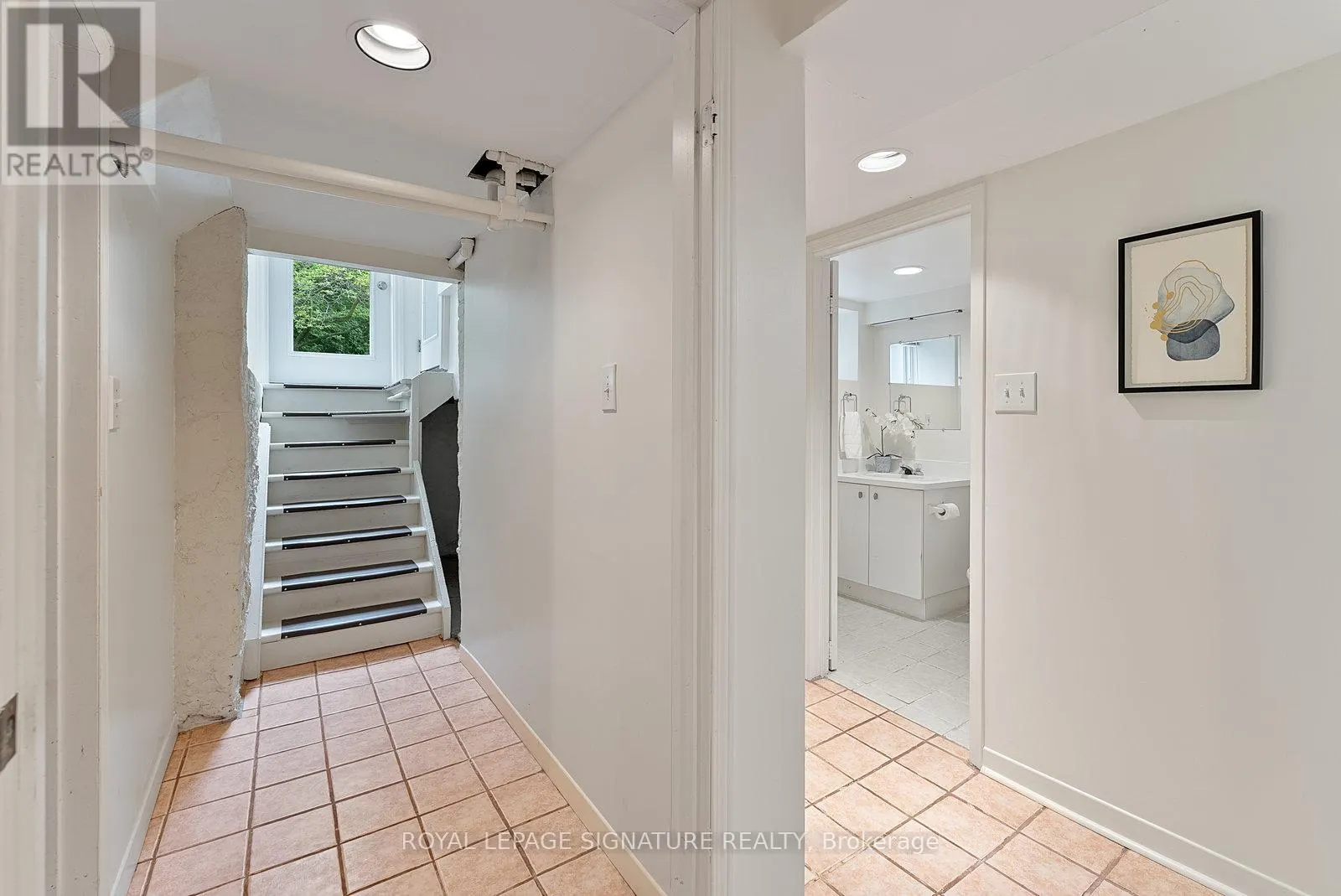 9 KENNEDY AVENUE