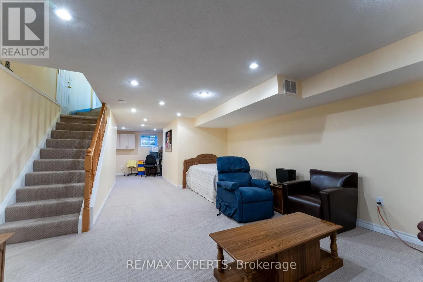 39 SOFTNEEDLE AVENUE