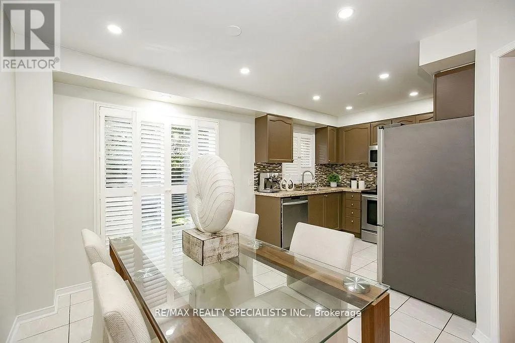 7243 FRONTIER RIDGE