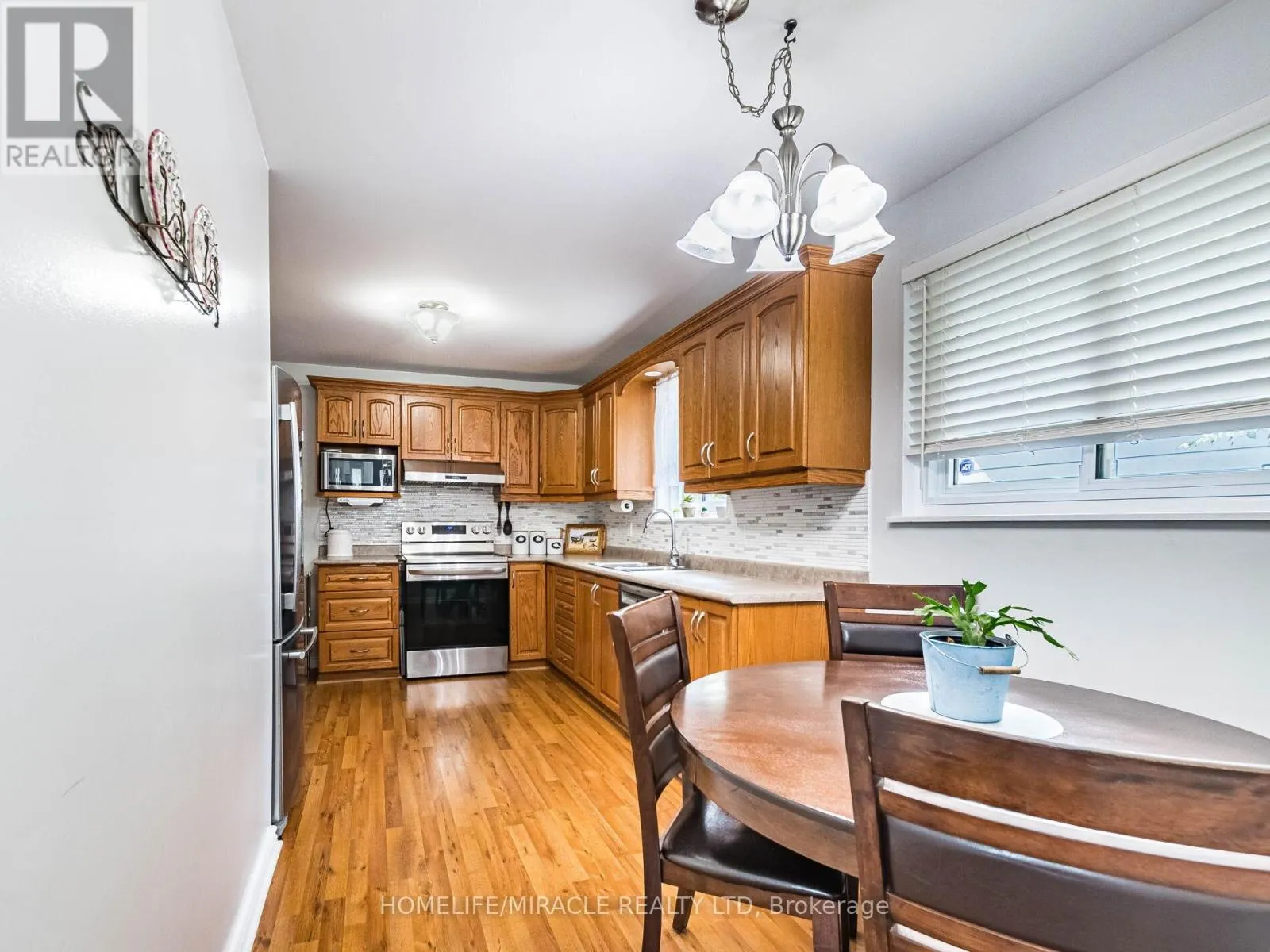 64 GENEVA CRESCENT