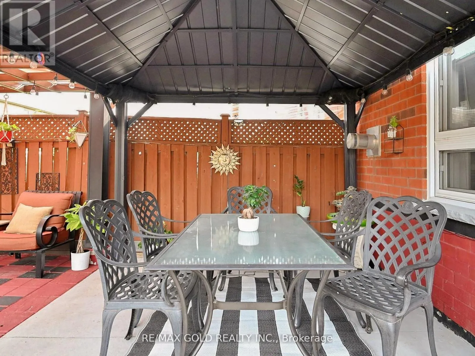 172 DESERT SAND DRIVE