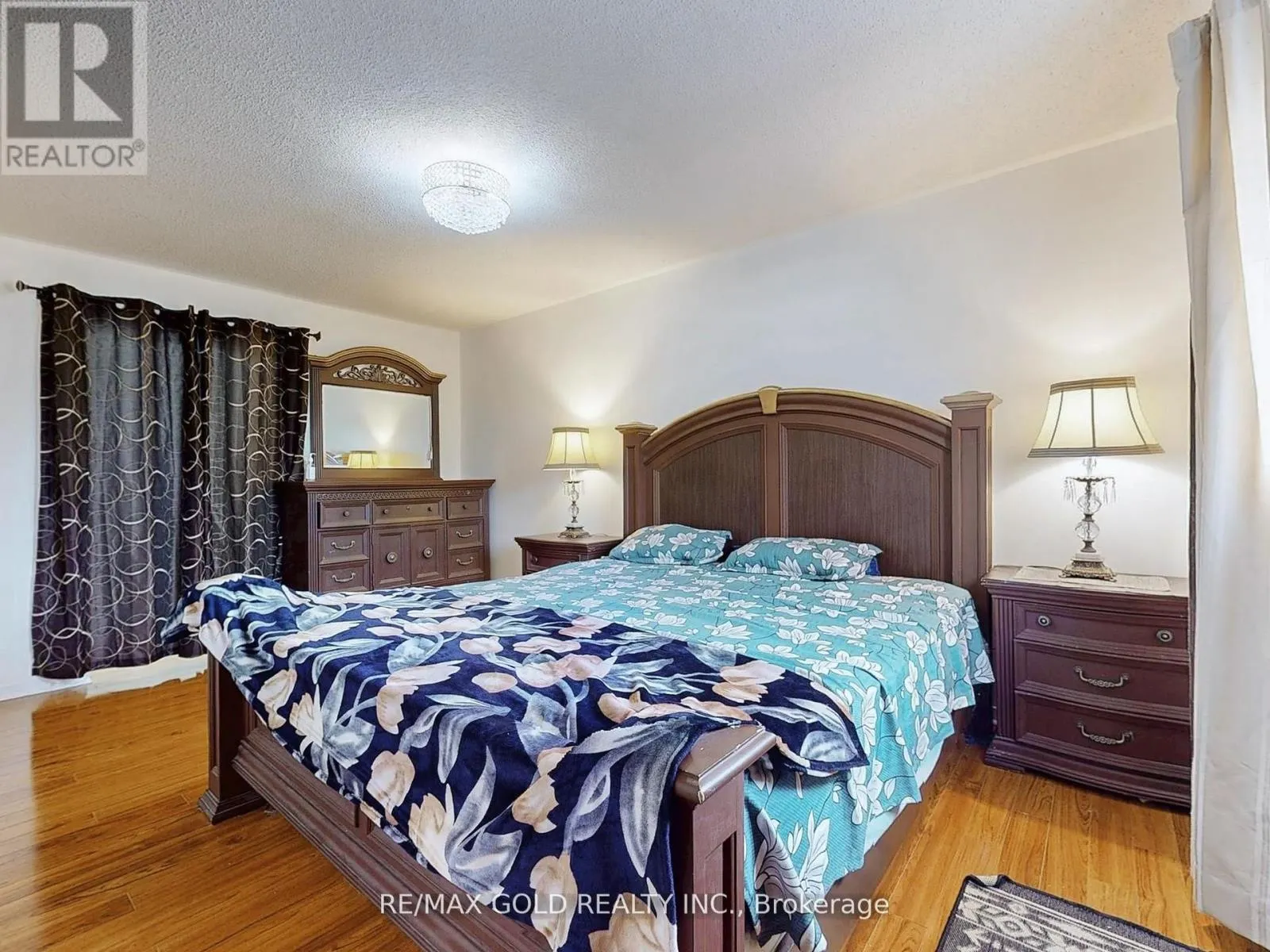 172 DESERT SAND DRIVE
