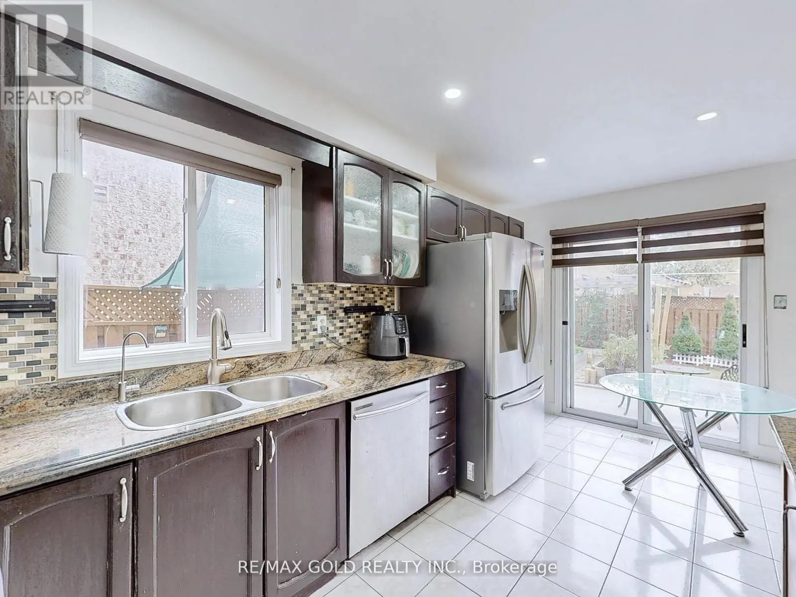 172 DESERT SAND DRIVE