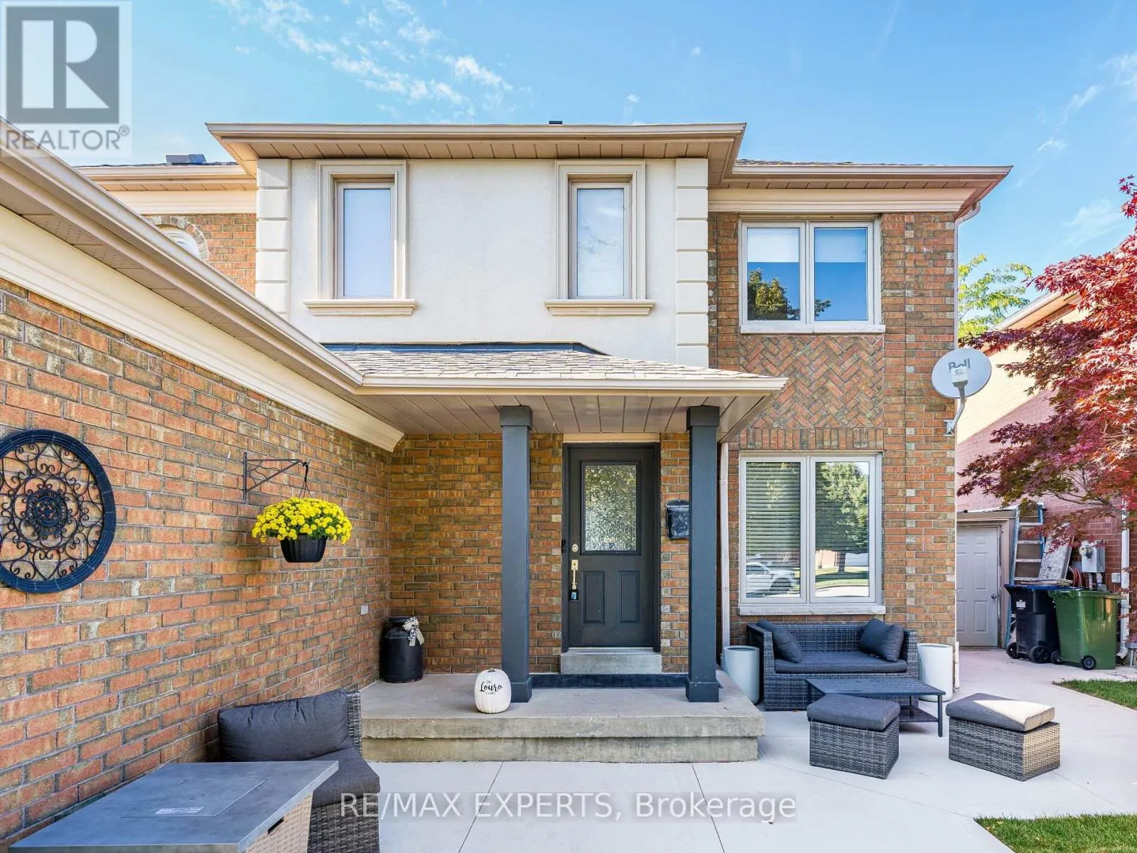 20 FOXCHASE DRIVE