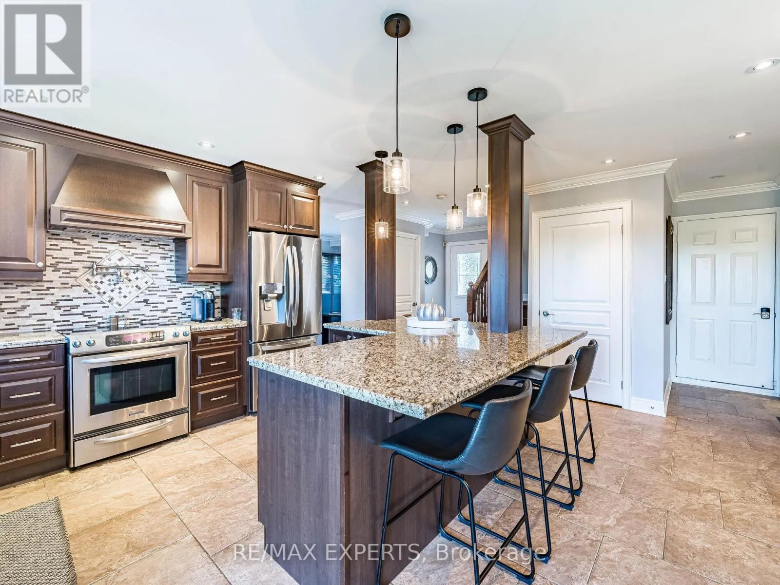 20 FOXCHASE DRIVE