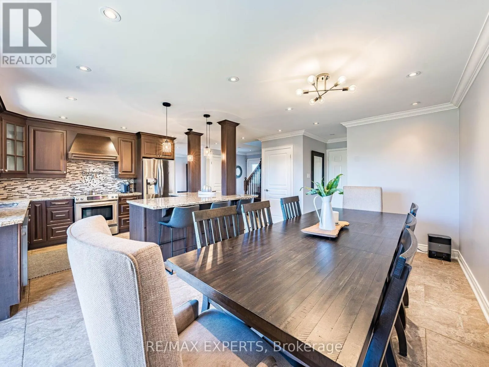 20 FOXCHASE DRIVE